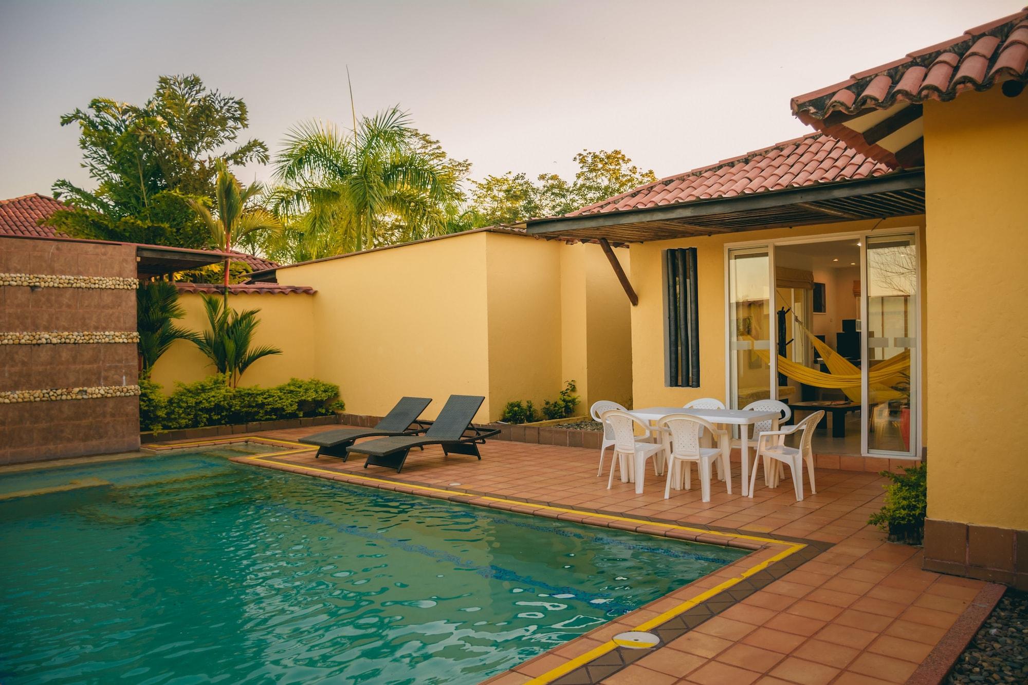 Hotel Paloverde Campestres Apiay